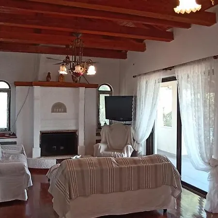 Sea House Drosia (Central Greece)